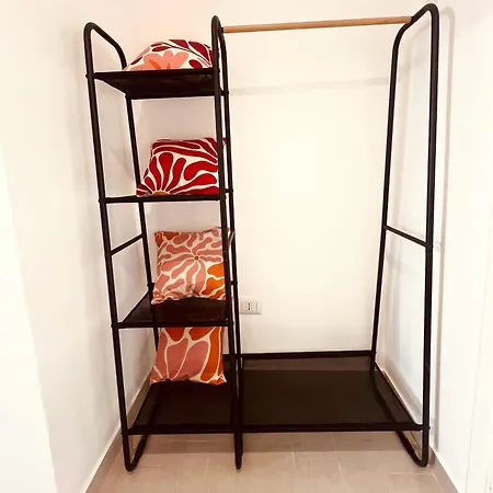 Jaro' Homes Apartament *